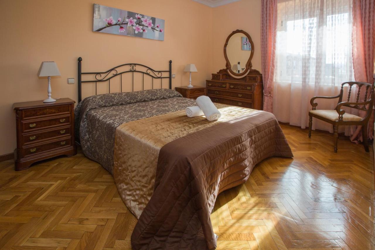 Apartamentos Turisticos Avila Villa Carmen II Eksteriør bilde